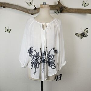 By Roxby white embroidered boho peasant blouse